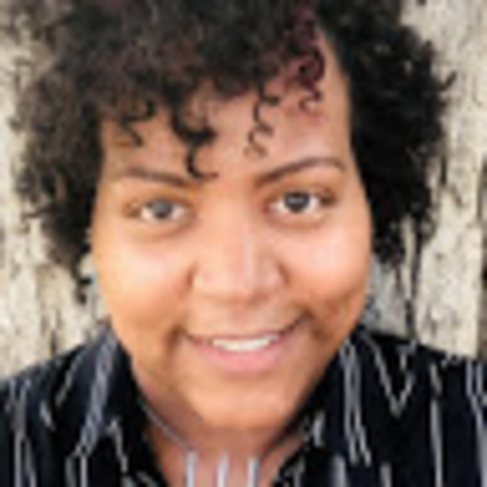 Meet your Posher, Tina